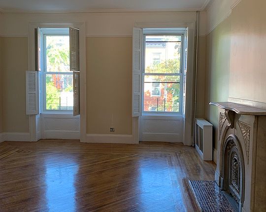 3rd image of 180 Amity St #1