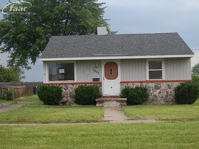 1st image of 1807 Earlmoor Blvd