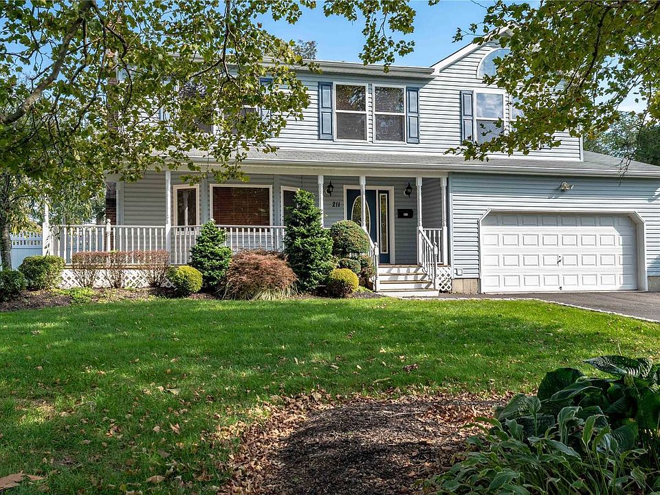 1st image of 211 Jennings Ave