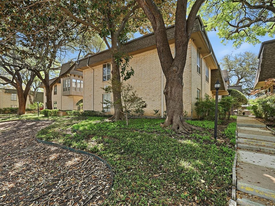 1st image of 4320 Bellaire Dr S APT 240W