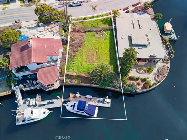 16611 Channel Ln, Huntington Beach, CA 92649