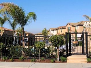 3263 W Reflections Dr, Fresno, CA 93711