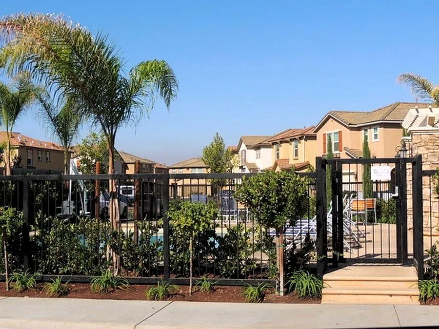 3263 W Reflections Dr photo 1