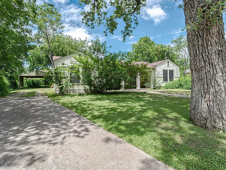 1202 Norwood Rd — Photo 6