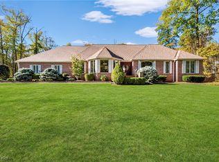 10885 Scranton Woods Trl, Newbury, OH 44065