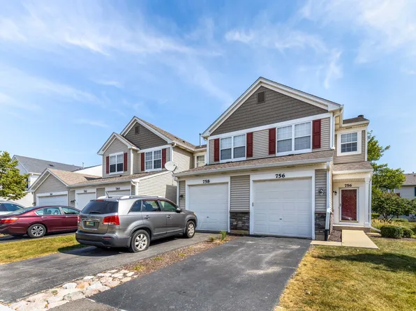756 Woodewind Dr, Naperville, IL