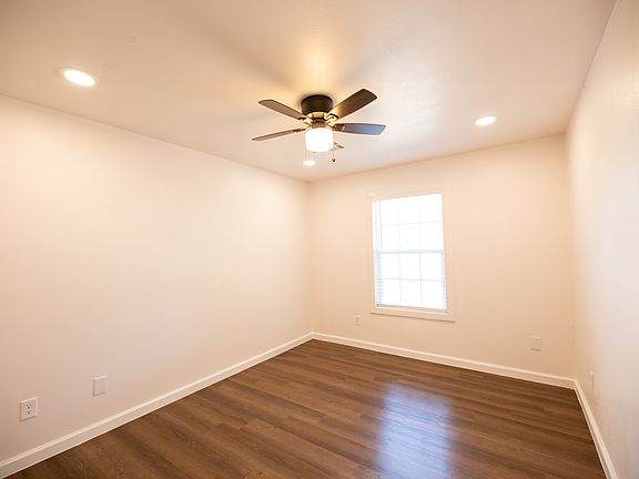 7917-NELSON-ROAD-BEDROOM2