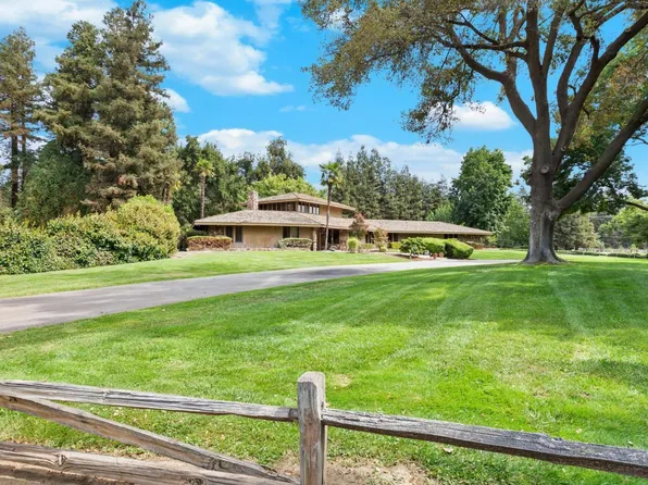 1599 Thunderbird Dr, Modesto, CA 95356