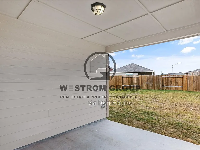 6041 Spring Ranch Dr — Photo 22