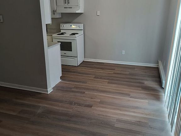 5th image of 6635 Wolf Creek Pike Unit P