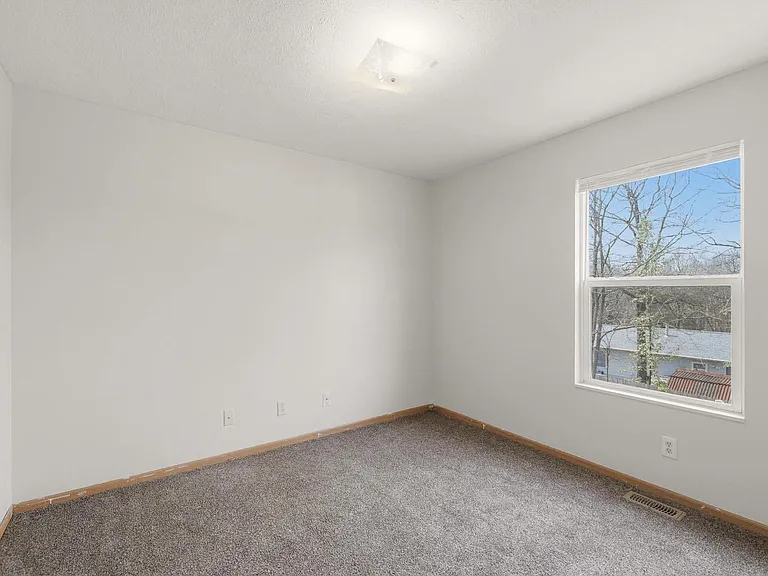 Ashburn Greene — Photo 33