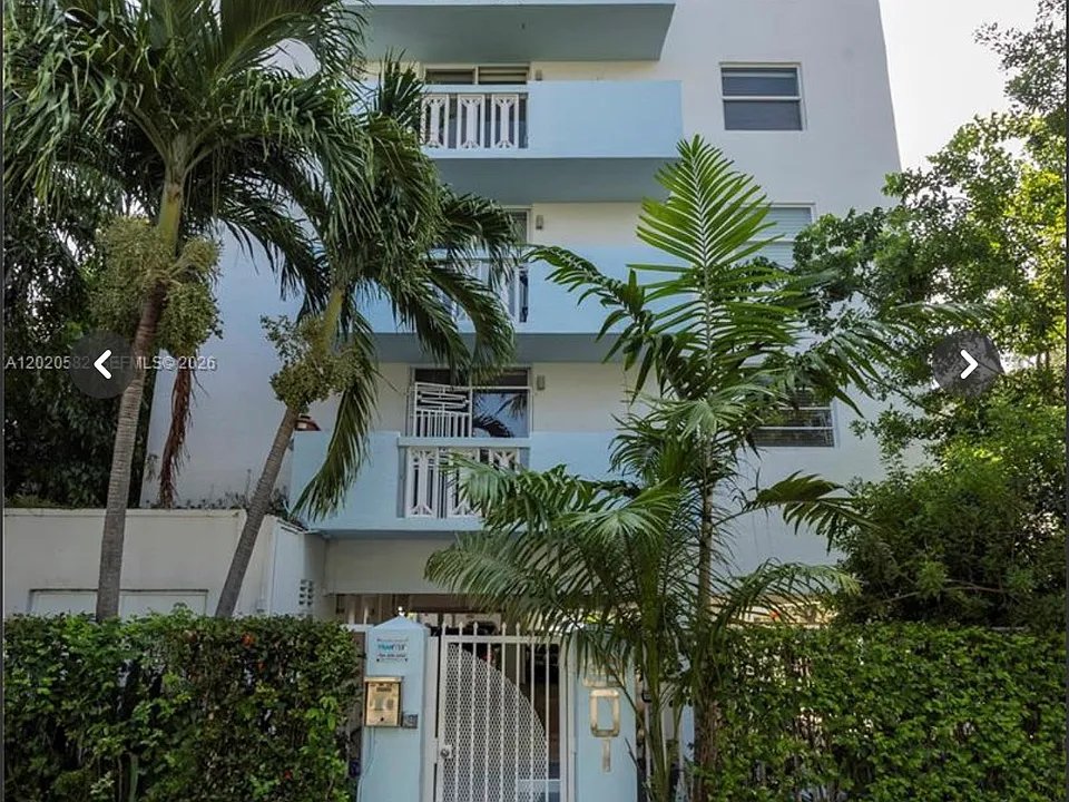 301 Jefferson Ave #2