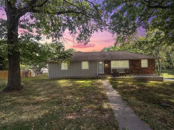 8701 NW Edison Ave, Kansas City, MO 64154