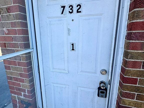 3rd image of 732 Idlewood Ave APT 1