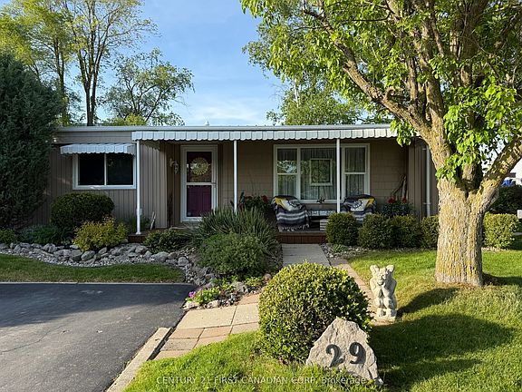 2nd image of 29 Maple Grove Ct