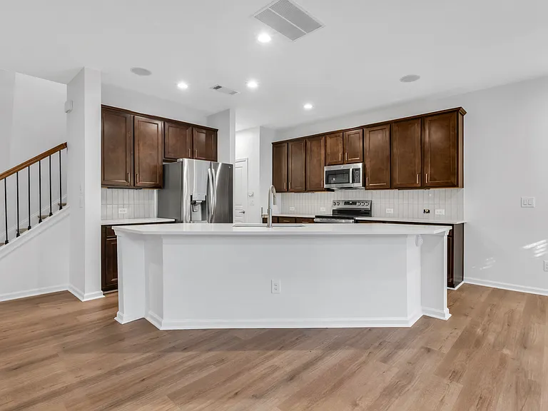 1633 Trailview Way — Photo 6