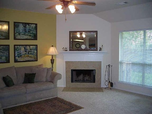 3rd image of 13352 Vista Glen Ln