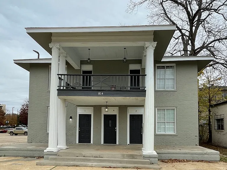814 Main St — Photo 7