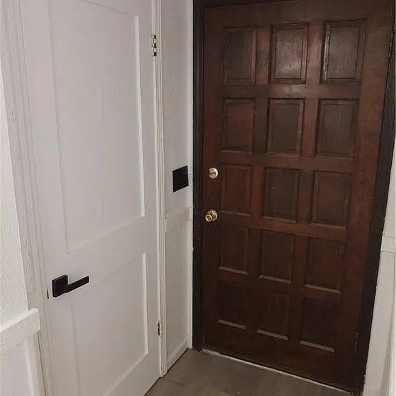 1450 Shadowbrook Dr — Photo 9