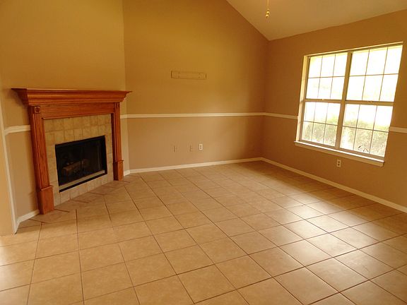2nd image of 5878 Briarwood Dr