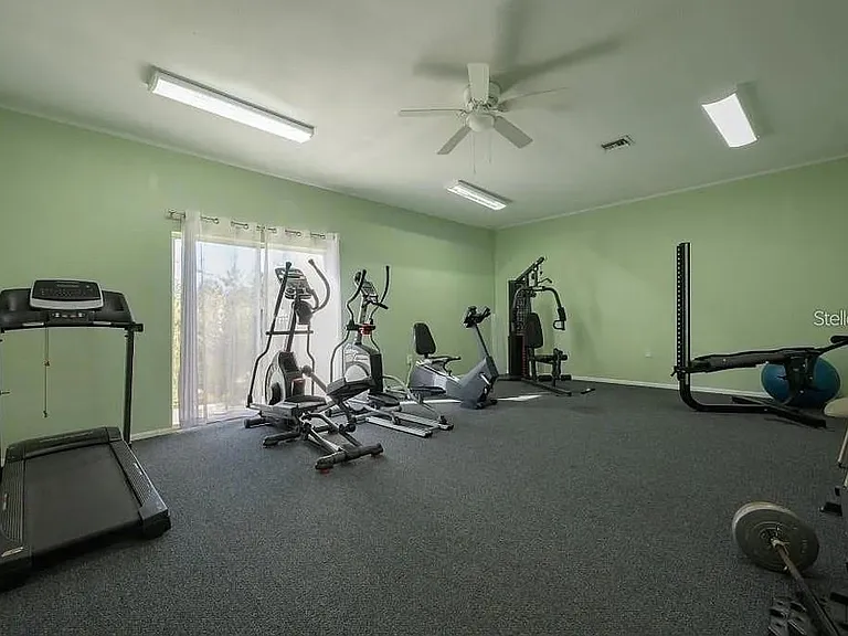 2625 Pine Lake Ter #B — Photo 11
