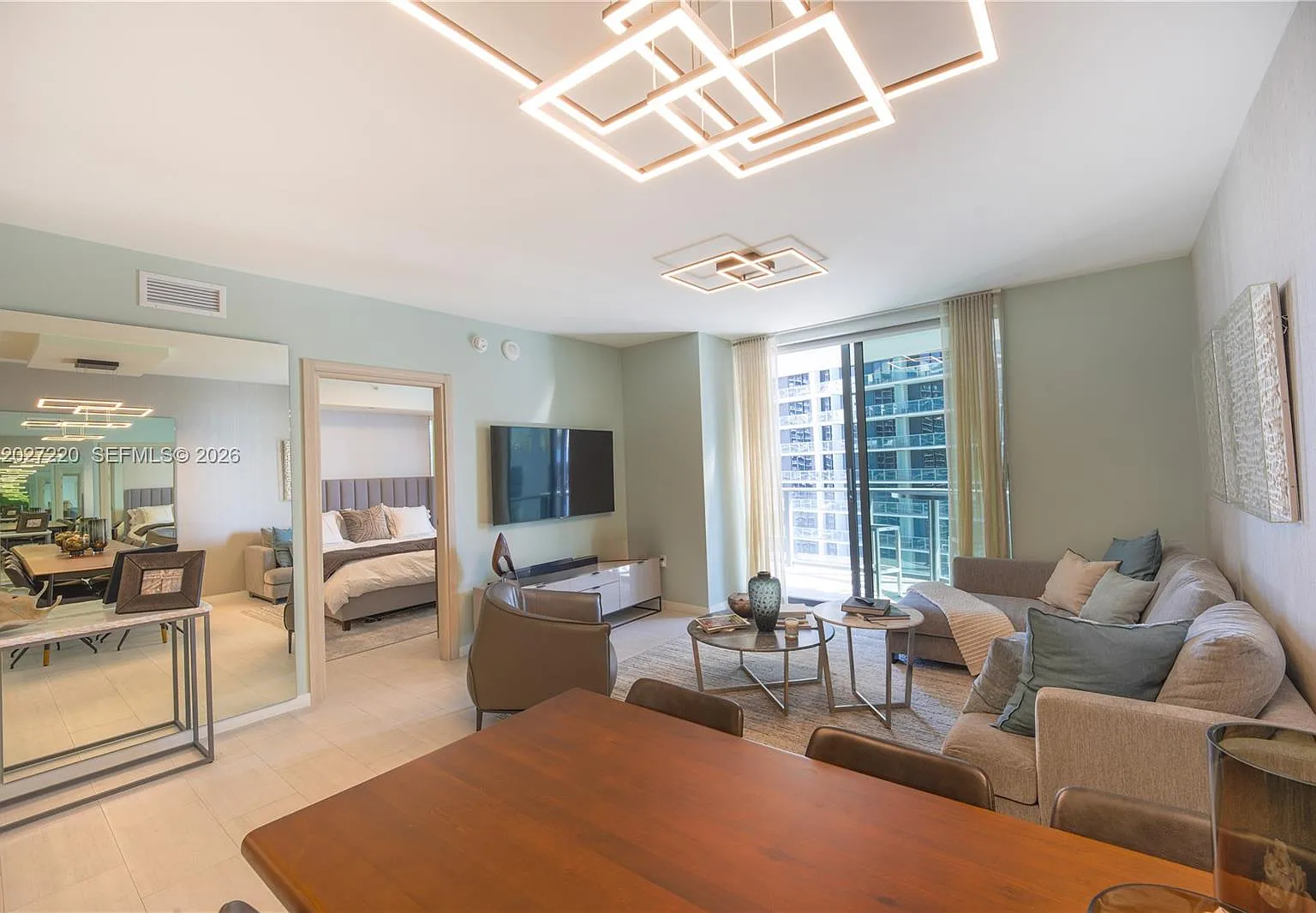 1 bed, 1022 sqft, $6,350 — Photo 3
