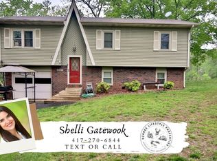 1029 S Aid Ave, West Plains, MO 65775
