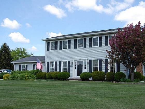 1st image of 6198 Hunters Dr