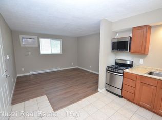 660 2nd St APT C3, Waukee, IA 50263