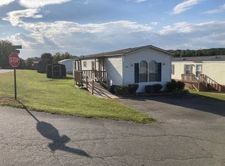 501 Burlwood Dr, King, NC 27021