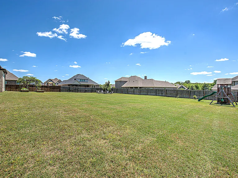 1007 Bendelow Dr — Photo 25