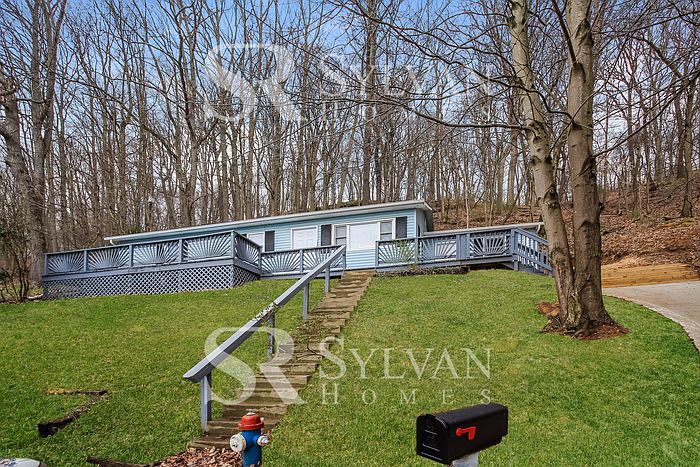 1st image of 424 Leonard Dr