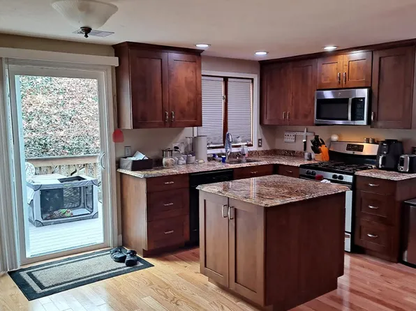 168 Neponset St Unit 5, Canton, MA 02021