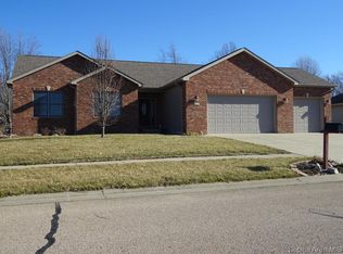 1432 Horse Creek Trl, Pawnee, IL 62558