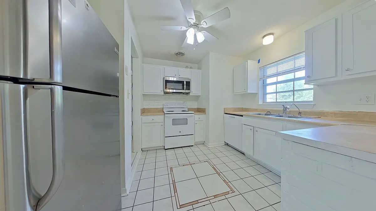 48 Fawn Lane — Photo 4