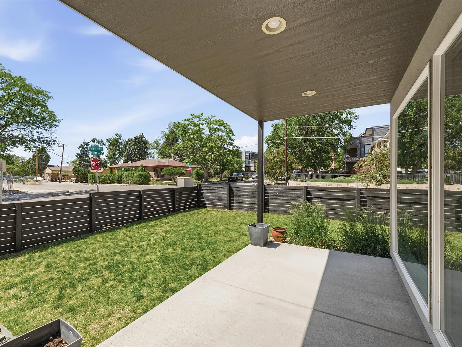 4 bed, 4.5 bath, 2338 sqft, $5,500 — Photo 4