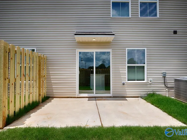 4117 Hudson Ct — Photo 20