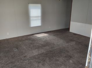 615 N Main St TRAILER 36, Mount Vernon, MO 65712
