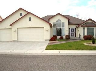 2184 Candlewood Ave, Twin Falls, ID 83301