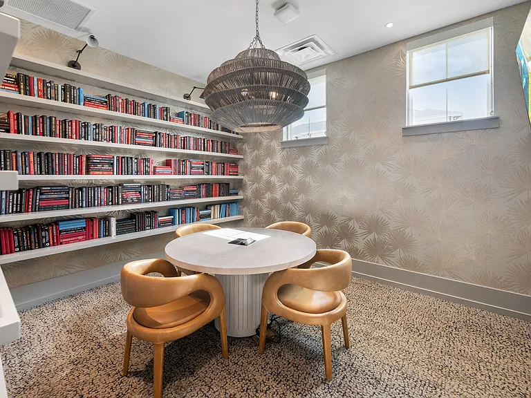 Ridley at Waterset — Photo 7
