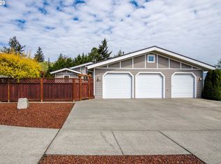 1610 34th St, Anacortes, WA 98221