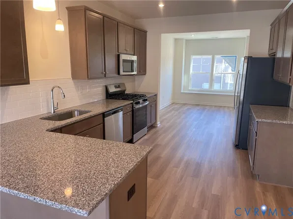 12440 Wescott Ave, Midlothian, VA 23112