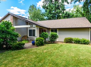 9760 SW New Forest Dr, Beaverton, OR 97008