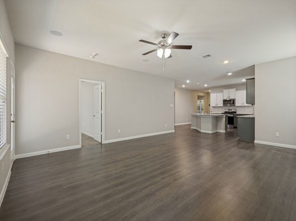 707 Range Dr