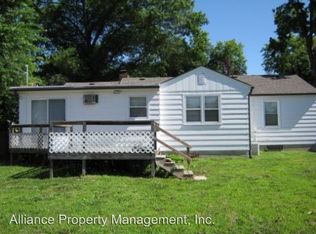 1851 Hunting Ave, Manhattan, KS 66502