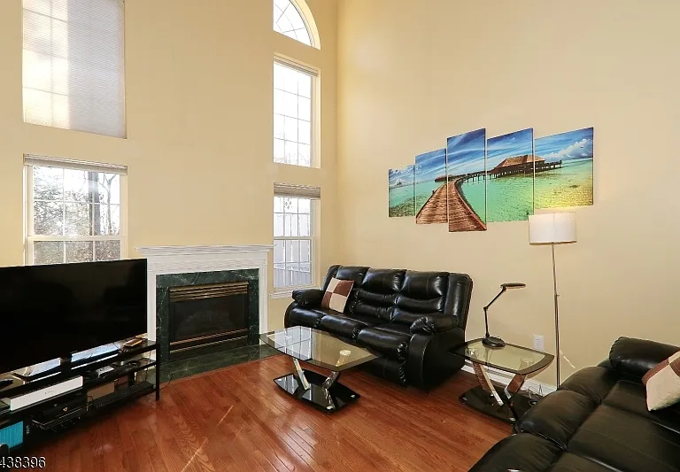 13 Minuteman Ct — Photo 17