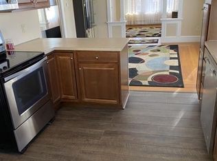 54 Lyman Ave, Warwick, RI 02888