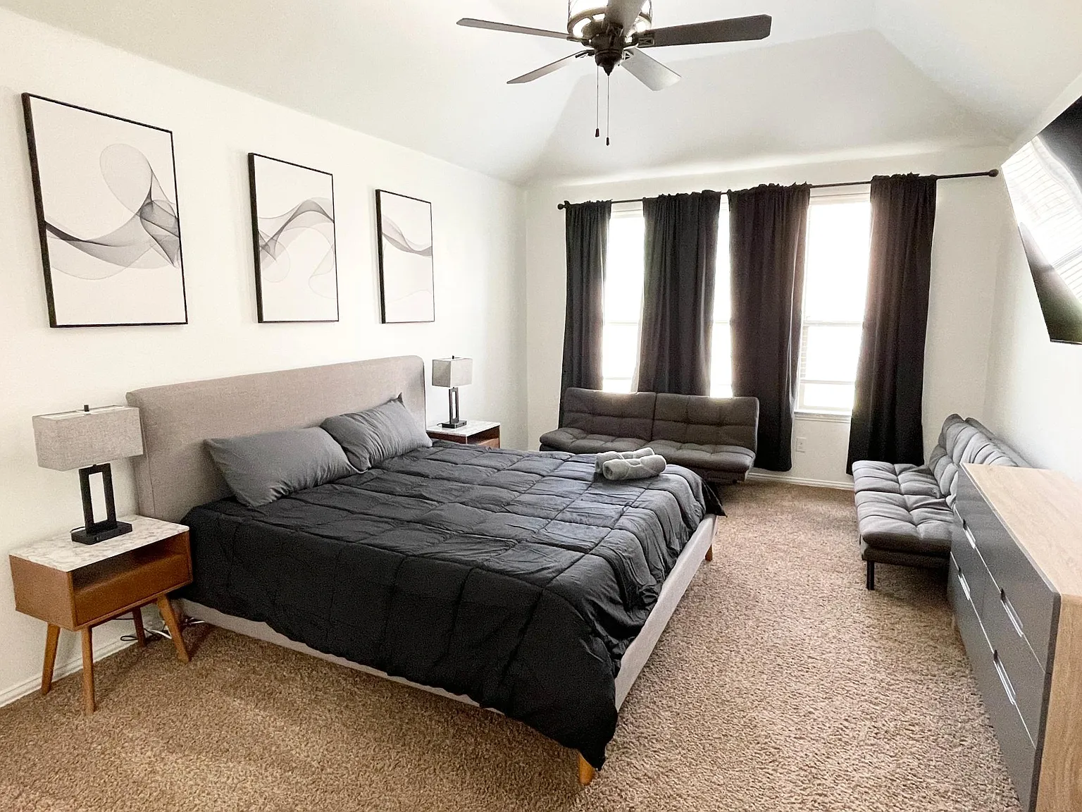 601 Hummingbird Dr — Photo 3