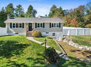 4 Dartmouth Rd, Burlington, MA 01803