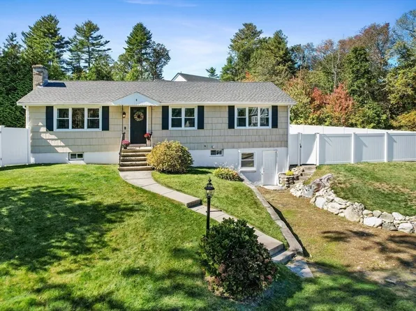 4 Dartmouth Rd, Burlington, MA 01803